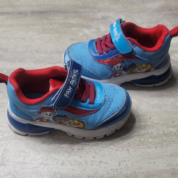 #259 Paw Patrol Kid Light Up Shoes sz 8 - Picture 1 of 7
